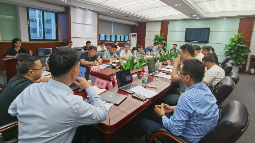 6.28市工信局总经济师陈键华主持召开广州市自动驾驶立法工作研讨会_副本.jpg